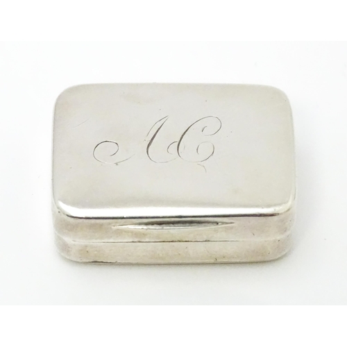 514 - A silver vinaigrette hallmarked Birmingham 1806 maker Matthew Linwood.  1 1/4