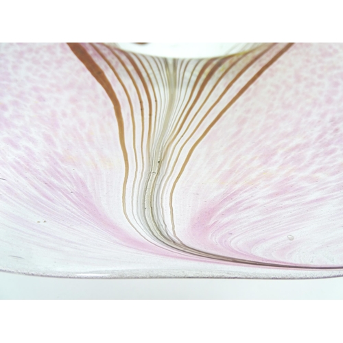 227 - A George Elliott of Bewdley (1933-1988) art glass dish with linear detail on a mottled pink ground. ... 