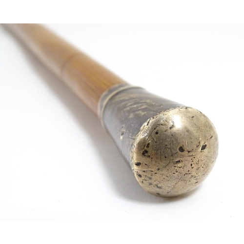 1298B - An Army Officer's swagger stick with silver top, hallmarked London 1907. Approx 28