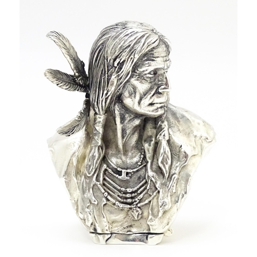 418 - An American silver plate vesta case modelled as an American Indian Chief, stamped under. 2 1/2