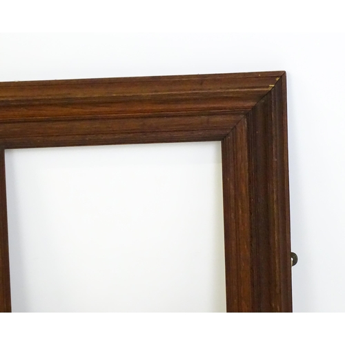 110 - A late 19th / early 20thC oak frame. Aperture approx. 20