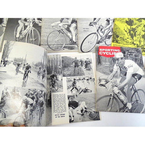 160 - Magazines / Periodicals: A quantity of 1960s edition of Sporting Cyclist magazine. (Approx. 40)