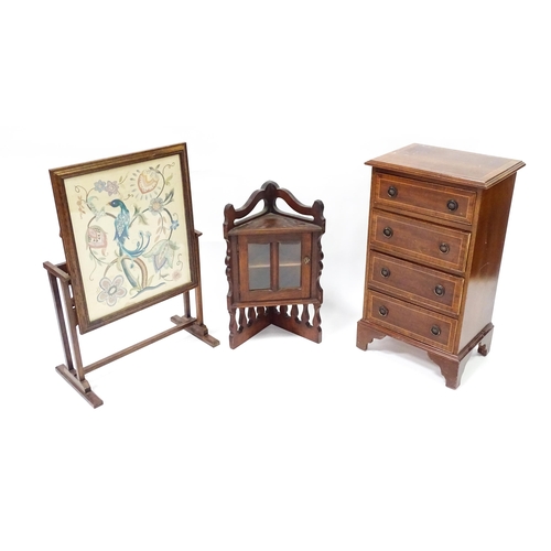 379 - Items of 20thC furniture, comprising an Eaton Domestic Woodware ( Aylesbury ) converting firescreen/... 