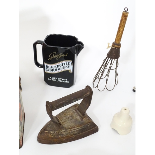 1079 - A quantity of vintage kitchenalia, comprising a boxed Bel cream maker, glass jelly mould, lemon juic... 