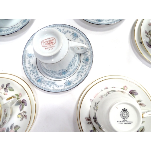 277 - A quantity of assorted tea / coffee wares to include cups and saucers, trios, cake / sandwich plates... 