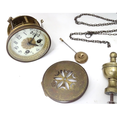 389 - A quantity of assorted clocks and clock parts etc. to include mantle clocks, etc. Largest approx. 13... 