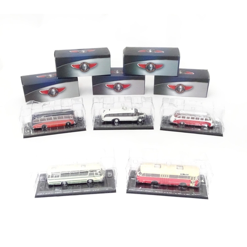 418 - Five Atlas Editions scale model vehicles from the Classic Coaches Collection (5)