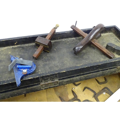 193 - An early to mid 20thC Carpenter's toolbox, containing a quantity of woodworking tools including an A... 