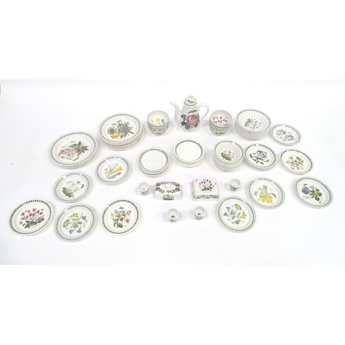 382 - A quantity of Portmeirion dinner wares in the Botanic Garden pattern, to include plates, bowls, dish... 