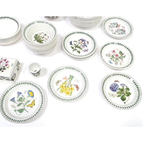 382 - A quantity of Portmeirion dinner wares in the Botanic Garden pattern, to include plates, bowls, dish... 