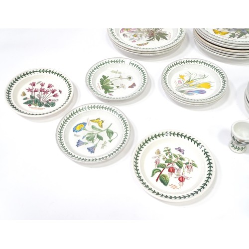 382 - A quantity of Portmeirion dinner wares in the Botanic Garden pattern, to include plates, bowls, dish... 