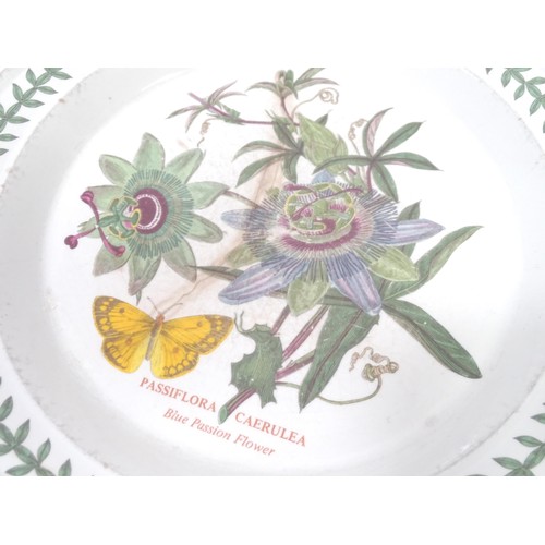 382 - A quantity of Portmeirion dinner wares in the Botanic Garden pattern, to include plates, bowls, dish... 