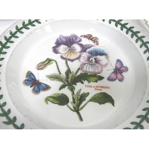 382 - A quantity of Portmeirion dinner wares in the Botanic Garden pattern, to include plates, bowls, dish... 