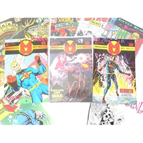 400 - Comics: A quantity of assorted comics to include Eclipse Miracleman no. 1, 2, 4 & 5, Little Nemo in ... 