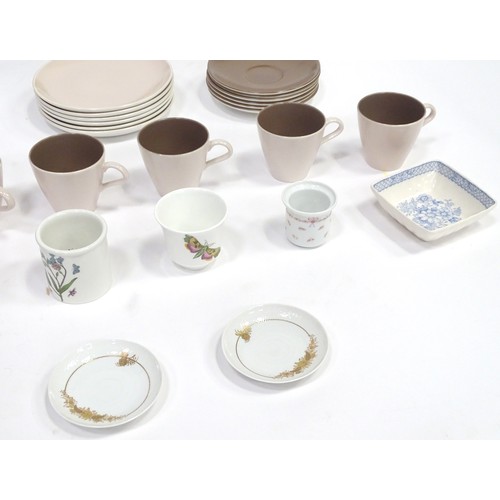 467 - A quantity of assorted ceramics to include Poole pottery tea wares, Rosenthal studio-linie by Bjorn ... 