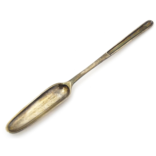 345 - A Geo II silver marrow scoop hallmarked London 1759, maker Ebenezer Coker. Approx. 8 1/2