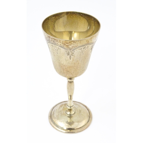 359 - A small silver pedestal cup / goblet hallmarked Birmingham 1971, maker Charles S. Green & Co Ltd. Ap... 