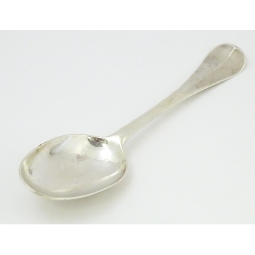 391 - A Geo II Hanoverian silver table spoon with rats tail bowl hallmarked London 1735, maker William Soa... 