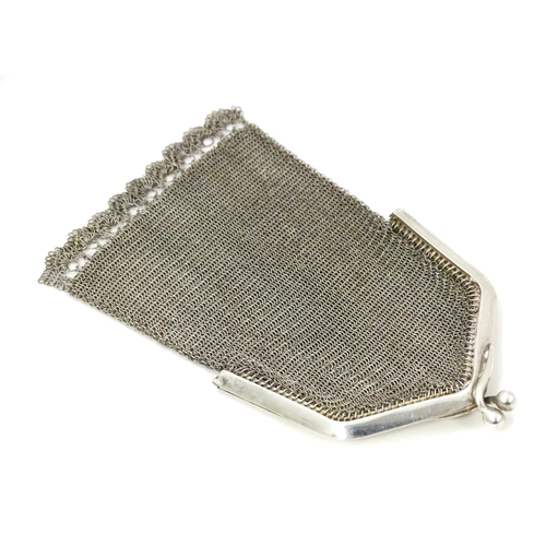 412 - A .925 silver purse. Approx. 3 3/4