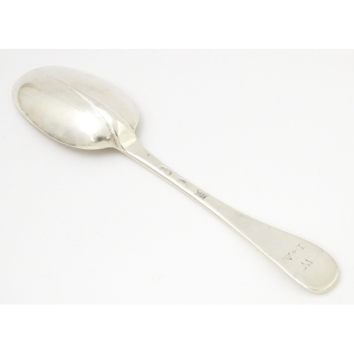 419 - A Queen Anne Britannia Standard silver Hanoverian pattern spoon with rats tail bowl hallmarked Londo... 