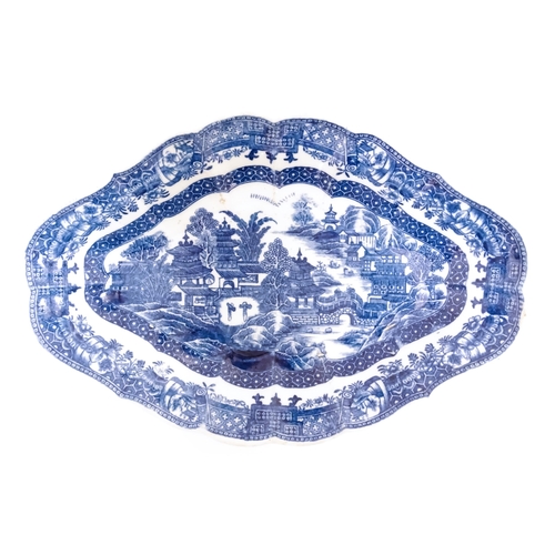 110 - A Caughley Salopian blue and white dish of shaped form in the Conversation pattern. Approx. 10 1/2