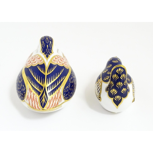 173 - Two Royal Crown Derby paperweights modelled as birds, Quail and Wren. Both with gold stoppers. Large... 