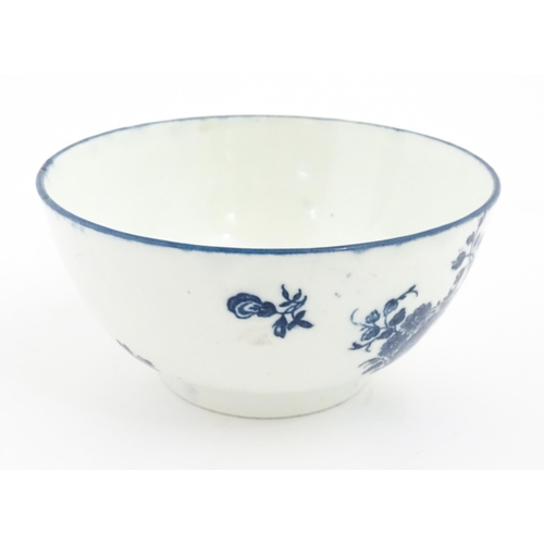 78 - A Caughley blue and white bowl decorated decorated in the Slice Apple and Damson pattern. Marked wit... 