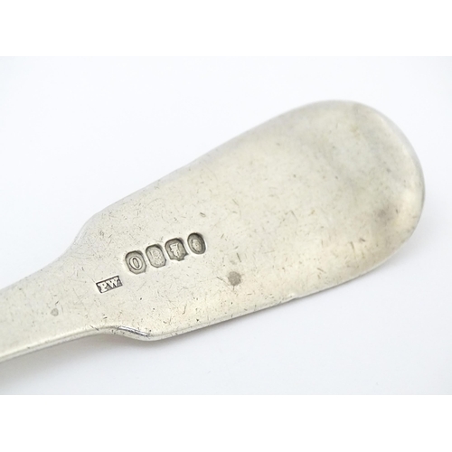 566 - A William IV Irish silver Fiddle & Shell pattern ladle hallmarked Dublin 1834, maker Philip Weekes. ... 