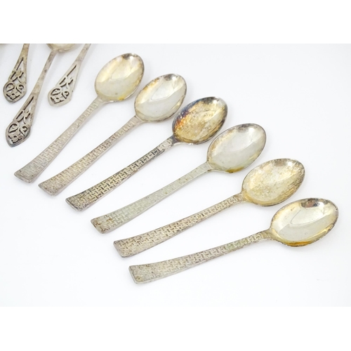 621 - Assorted silver and silver plate spoons to include a silver tablespoon hallmarked Sheffield 1932, ma... 