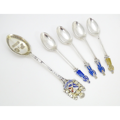 637 - Assorted silver souvenir spoons to include a P & O Iberia Peninsula & Oriental Steam Navigation Comp... 