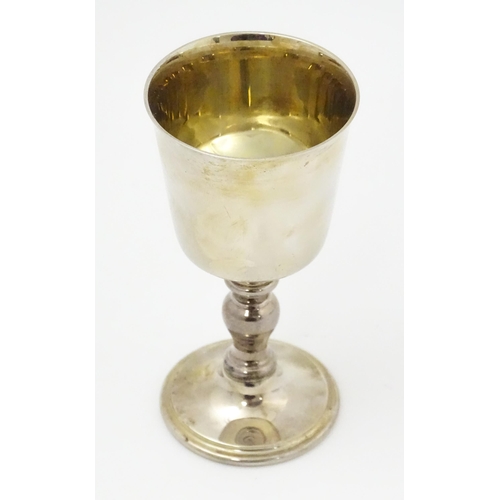 681 - A silver goblet hallmarked Birmingham 1982, maker Barker Ellis Silver Co. Cased. Approx. 4 1/4