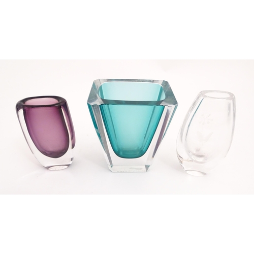 291 - Scandinavian Glass : Three items of Swedish Kosta glass to include examples designed by Vicke Lindst... 