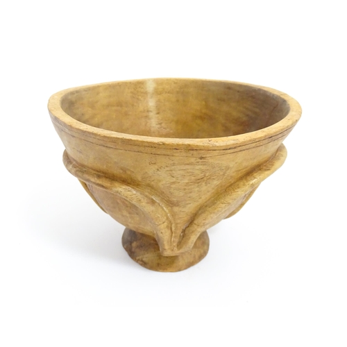 1199 - Ethnographic / Native / Tribal: A carved wooden footed bowl with incised decoration. Approx. 4 1/2