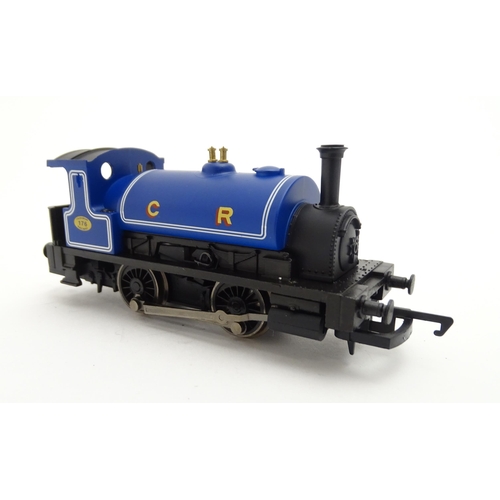 1438 - Toys: A Hornby OO gauge model railway train set Lowland Carrier, model no. R1163, to include track, ... 