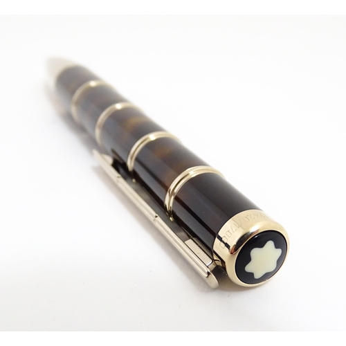 1225 - A c2005 Montblanc 'Writers Edition' Miguel de Cervantes ballpoint pen, number 12420 of 17000, in pre... 