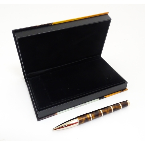 1225 - A c2005 Montblanc 'Writers Edition' Miguel de Cervantes ballpoint pen, number 12420 of 17000, in pre... 