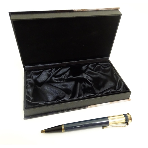 1227 - A c2001 Montblanc Meisterstück 'Writers Edition' Charles Dickens ballpoint pen, number 0460 of 16000... 