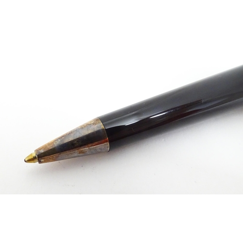 1228 - A c2004 Montblanc Meisterstück 'Writers Edition' Franz Kafka ballpoint pen, number 05772 of 16500, w... 