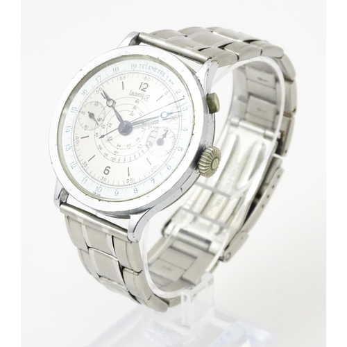 1044 - A gentlemans Swiss stainless steel wristwatch the dial signed Eberhard & Co. with centre seconds, su... 