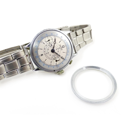 1044 - A gentlemans Swiss stainless steel wristwatch the dial signed Eberhard & Co. with centre seconds, su... 