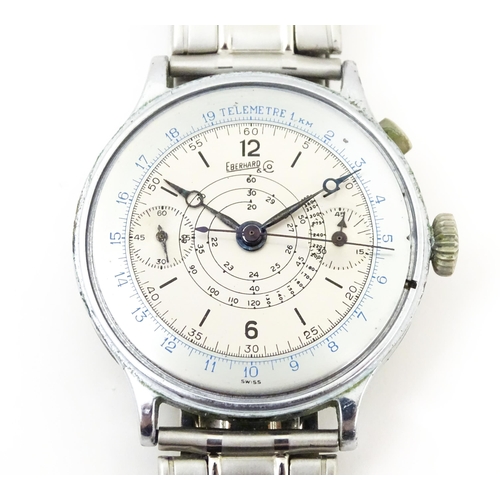 1044 - A gentlemans Swiss stainless steel wristwatch the dial signed Eberhard & Co. with centre seconds, su... 