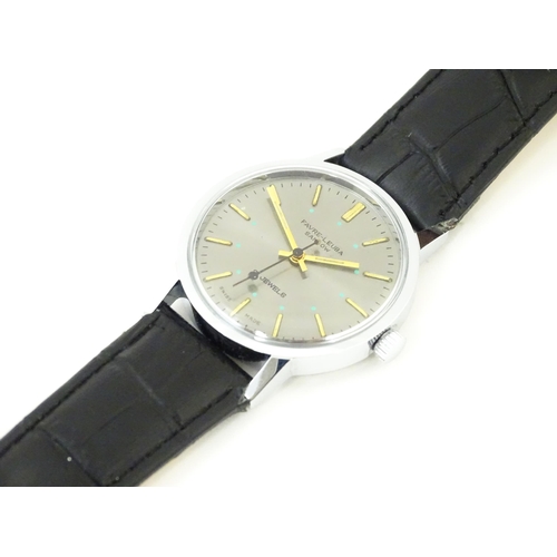 1047 - A gentlemans Favre Leuba Sandow steel cased manual wind wristwatch. Watch case approx. 1 3/8