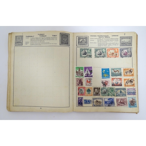 1550 - WITHDRAWN FROM AUCTION - Apologies for any inconvenience. Three albums containing a quantity of 20th... 