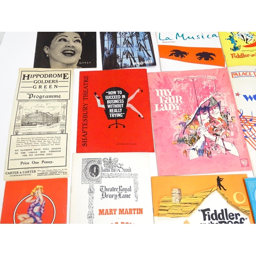 1555 - A quantity of assorted 20thC theatre programmes / souvenirs to include The Sound of Music, How the W... 