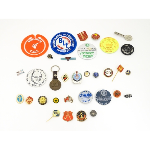 2099 - Trade Union Interest: a quantity of assorted badges, pins, etc. to include the Brotherhood of Locomo... 