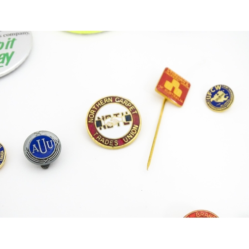 2099 - Trade Union Interest: a quantity of assorted badges, pins, etc. to include the Brotherhood of Locomo... 