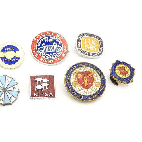 2101 - Trade Union Interest: a quantity of assorted badges, pins, etc. to include NUM COSA, North Staffs Mi... 