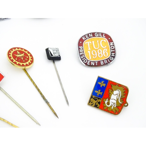 2101 - Trade Union Interest: a quantity of assorted badges, pins, etc. to include NUM COSA, North Staffs Mi... 