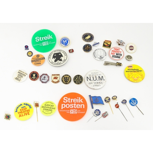 2104 - Trade Union Interest: a quantity of assorted badges, pins, etc. to include Clayton West NUM 1984-85,... 