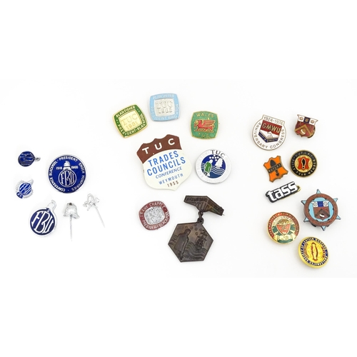 2110 - Trade Union Interest: a quantity of assorted badges, pins, etc. to include Fire Brigades Union, TUC,... 